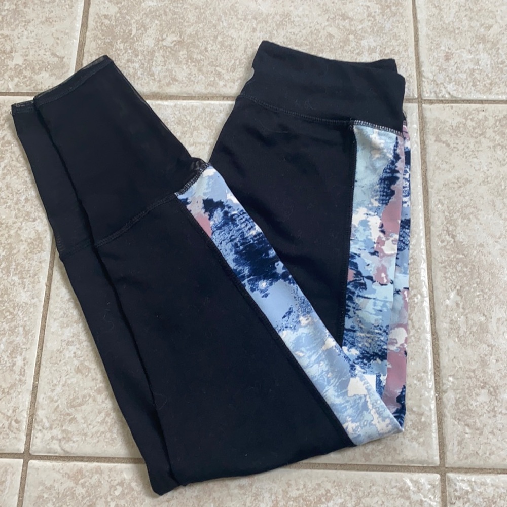 Black leggings